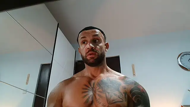 Magnificmuscles89 online show from May 25, 10:25 am