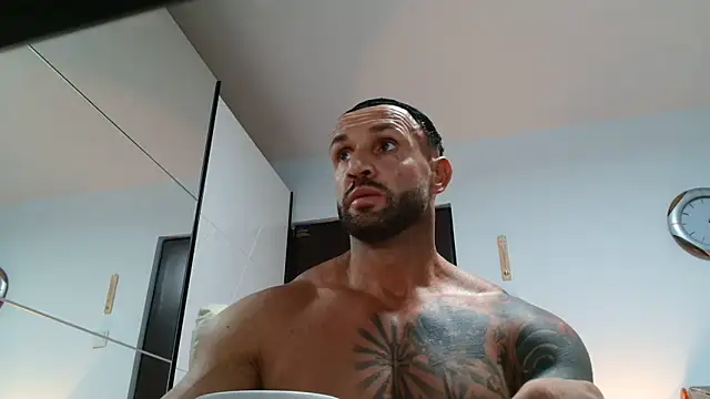 Magnificmuscles89 online show from May 26, 10:13 am