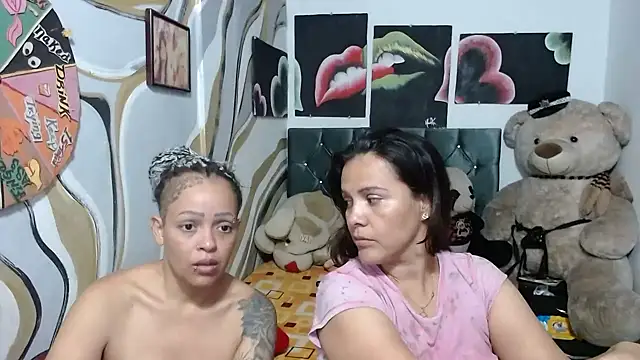 Snapshot of manzanahot9 chatting on November 17, 5:39 pm manzanahot9 online show from November 17, 5:39 pm