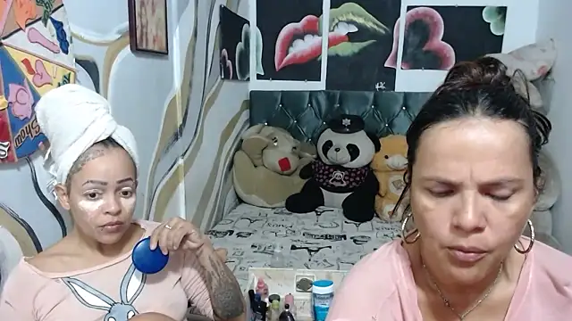 Snapshot of manzanahot9 chatting on June 1, 6:18 pm manzanahot9 online show from June 1, 6:18 pm