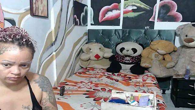 manzanahot9 online show from January 19, 7:45 am