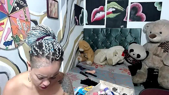 Snapshot of manzanahot9 chatting on October 27, 11:33 am manzanahot9 online show from October 27, 11:33 am