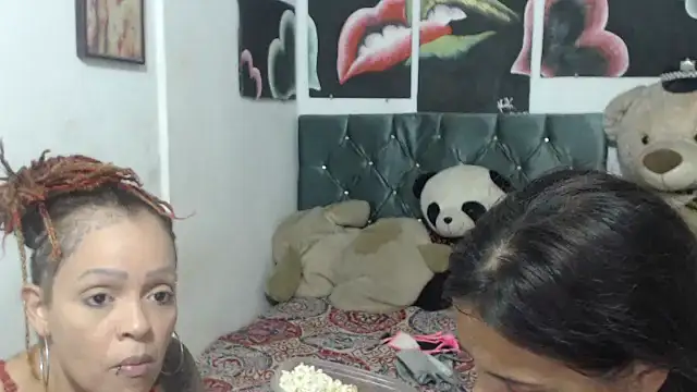 Snapshot of manzanahot9 chatting on February 5, 6:48 pm manzanahot9 online show from February 5, 6:48 pm