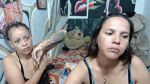 manzanahot9 online show from February 22, 10:33 pm