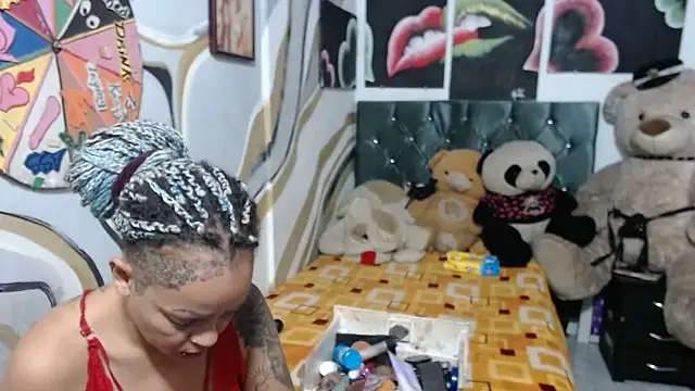 Snapshot of manzanahot9 chatting on November 16, 10:31 am manzanahot9 online show from November 16, 10:31 am