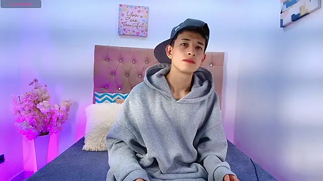 MaikCarver online show from September 13, 1:00 pm