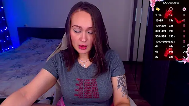 Cutie-Melanie online show from November 9, 8:24 pm