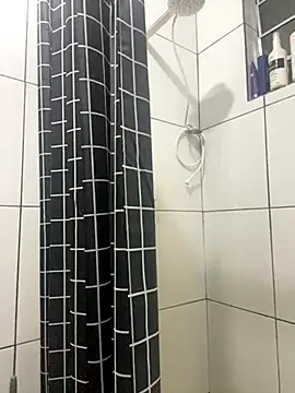 couple shy online show from November 24, 1:38 am