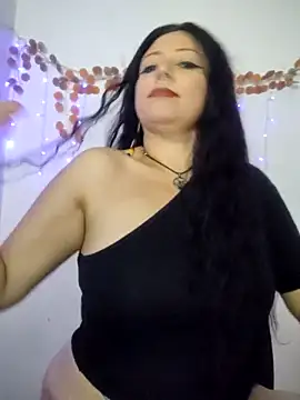 Snapshot of kristal_ktl chatting on November 13, 1:20 am kristal ktl online show from November 13, 1:20 am