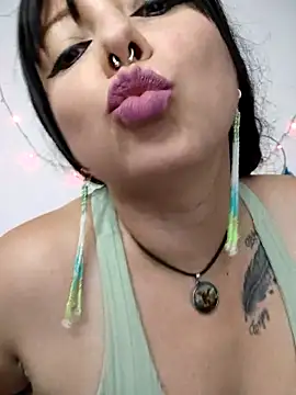 kristal ktl online show from April 13, 1:31 am