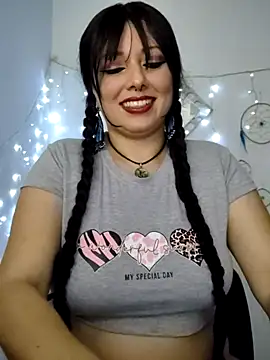 Snapshot of kristal_ktl chatting on July 1, 2:23 am kristal ktl online show from July 1, 2:23 am