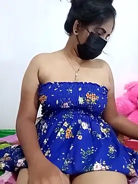 SLZAARA online show from December 2, 8:21 pm