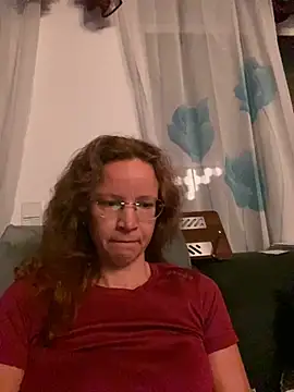 Snapshot of AnnikaRose chatting on November 5, 6:38 am AnnikaRose online show from November 5, 6:38 am