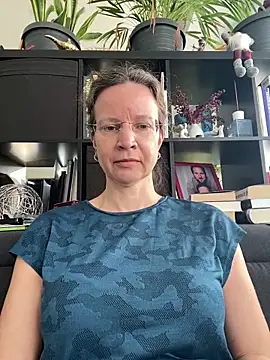 AnnikaRose online show from March 5, 7:49 am