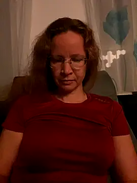 Snapshot of AnnikaRose chatting on November 25, 7:08 am AnnikaRose online show from November 25, 7:08 am