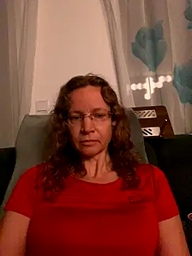 Snapshot of AnnikaRose chatting on November 6, 6:50 am AnnikaRose online show from November 6, 6:50 am