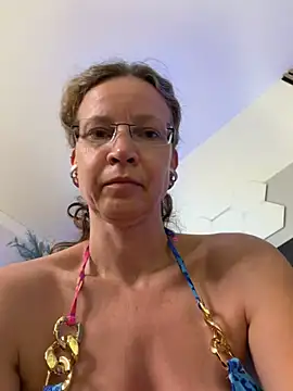 Snapshot of AnnikaRose chatting on July 18, 4:54 am AnnikaRose online show from July 18, 4:54 am