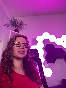 AnnikaRose online show from April 23, 9:49 am
