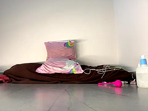 boypussyfist online show from September 10, 6:56 am