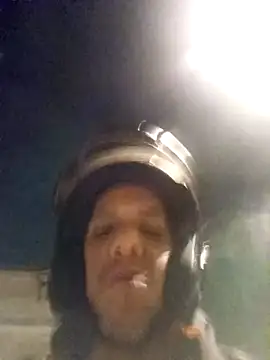 Snapshot of Elvergon3456 chatting on October 4, 8:27 am Elvergon3456 online show from October 4, 8:27 am