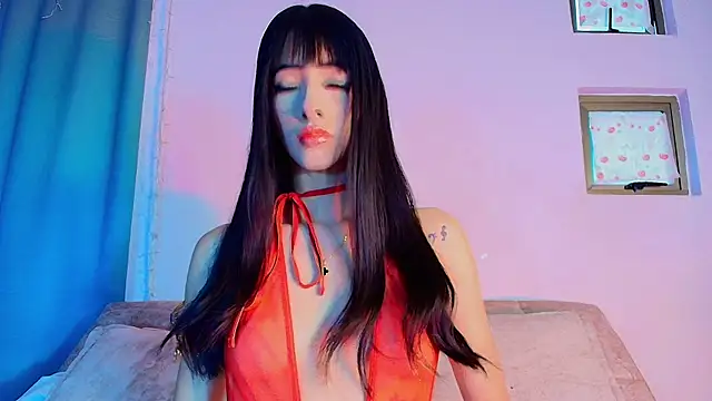 liccy hall online show from January 14, 11:36 am