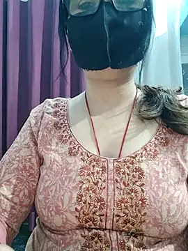 Aishwaryaa 69 online show from April 4, 3:18 pm