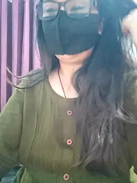 Aishwaryaa 69 online show from May 28, 2:08 am
