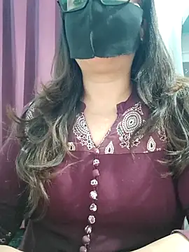 Aishwaryaa 69 online show from April 13, 9:57 am