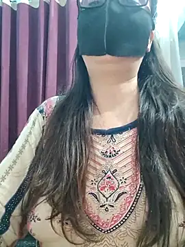 Aishwaryaa 69 online show from May 18, 2:33 am