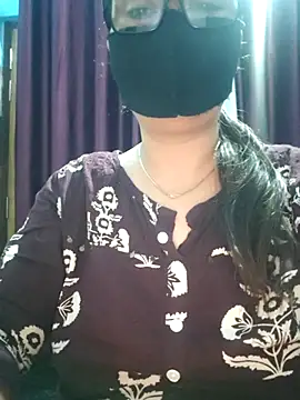 Snapshot of Aishwaryaa_69 chatting on October 12, 4:25 am Aishwaryaa 69 online show from October 12, 4:25 am