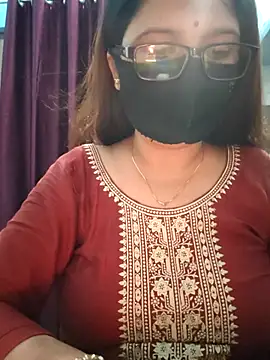 Snapshot of Aishwaryaa_69 chatting on September 11, 2:44 am Aishwaryaa 69 online show from September 11, 2:44 am