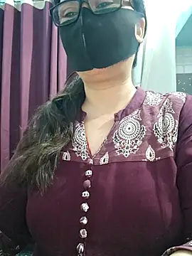 Aishwaryaa 69 online show from May 11, 11:44 am