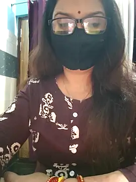 Snapshot of Aishwaryaa_69 chatting on October 26, 10:26 am Aishwaryaa 69 online show from October 26, 10:26 am