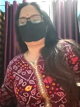 Snapshot of Aishwaryaa_69 chatting on October 25, 4:18 pm Aishwaryaa 69 online show from October 25, 4:18 pm