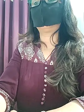 Aishwaryaa 69 online show from April 7, 2:35 am