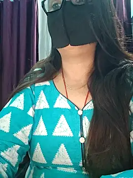 Snapshot of Aishwaryaa_69 chatting on November 22, 10:47 am Aishwaryaa 69 online show from November 22, 10:47 am