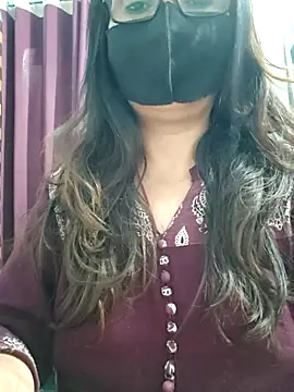 Aishwaryaa 69 online show from May 6, 2:37 am