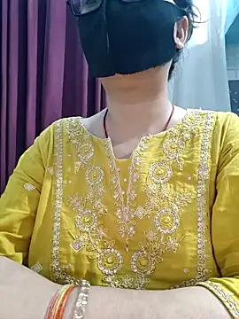 Aishwaryaa 69 online show from May 26, 2:42 am