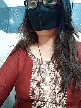 Aishwaryaa 69 online show from February 2, 7:51 am