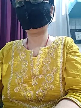 Aishwaryaa 69 online show from April 3, 3:02 am