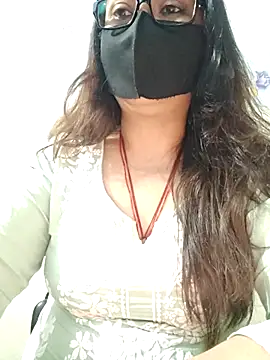 Aishwaryaa 69 online show from March 10, 11:25 am