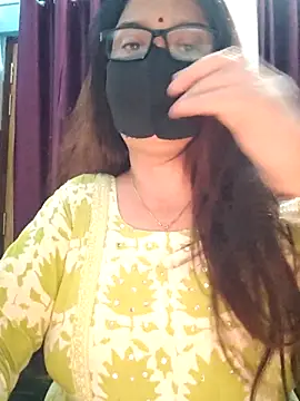 Snapshot of Aishwaryaa_69 chatting on September 15, 10:37 am Aishwaryaa 69 online show from September 15, 10:37 am