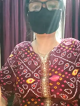 Snapshot of Aishwaryaa_69 chatting on October 19, 6:43 pm Aishwaryaa 69 online show from October 19, 6:43 pm