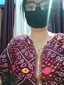 Snapshot of Aishwaryaa_69 chatting on September 24, 5:58 am Aishwaryaa 69 online show from September 24, 5:58 am