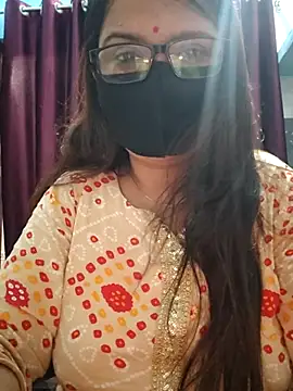 Snapshot of Aishwaryaa_69 chatting on September 10, 2:54 am Aishwaryaa 69 online show from September 10, 2:54 am