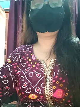 Snapshot of Aishwaryaa_69 chatting on September 19, 6:50 am Aishwaryaa 69 online show from September 19, 6:50 am