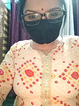 Snapshot of Aishwaryaa_69 chatting on October 28, 4:39 pm Aishwaryaa 69 online show from October 28, 4:39 pm