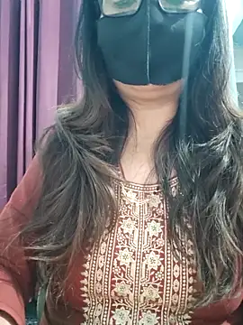 Aishwaryaa 69 online show from April 11, 3:03 am