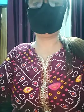 Snapshot of Aishwaryaa_69 chatting on September 21, 2:00 pm Aishwaryaa 69 online show from September 21, 2:00 pm