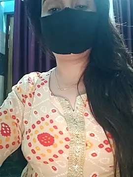 Snapshot of Aishwaryaa_69 chatting on October 9, 4:57 am Aishwaryaa 69 online show from October 9, 4:57 am